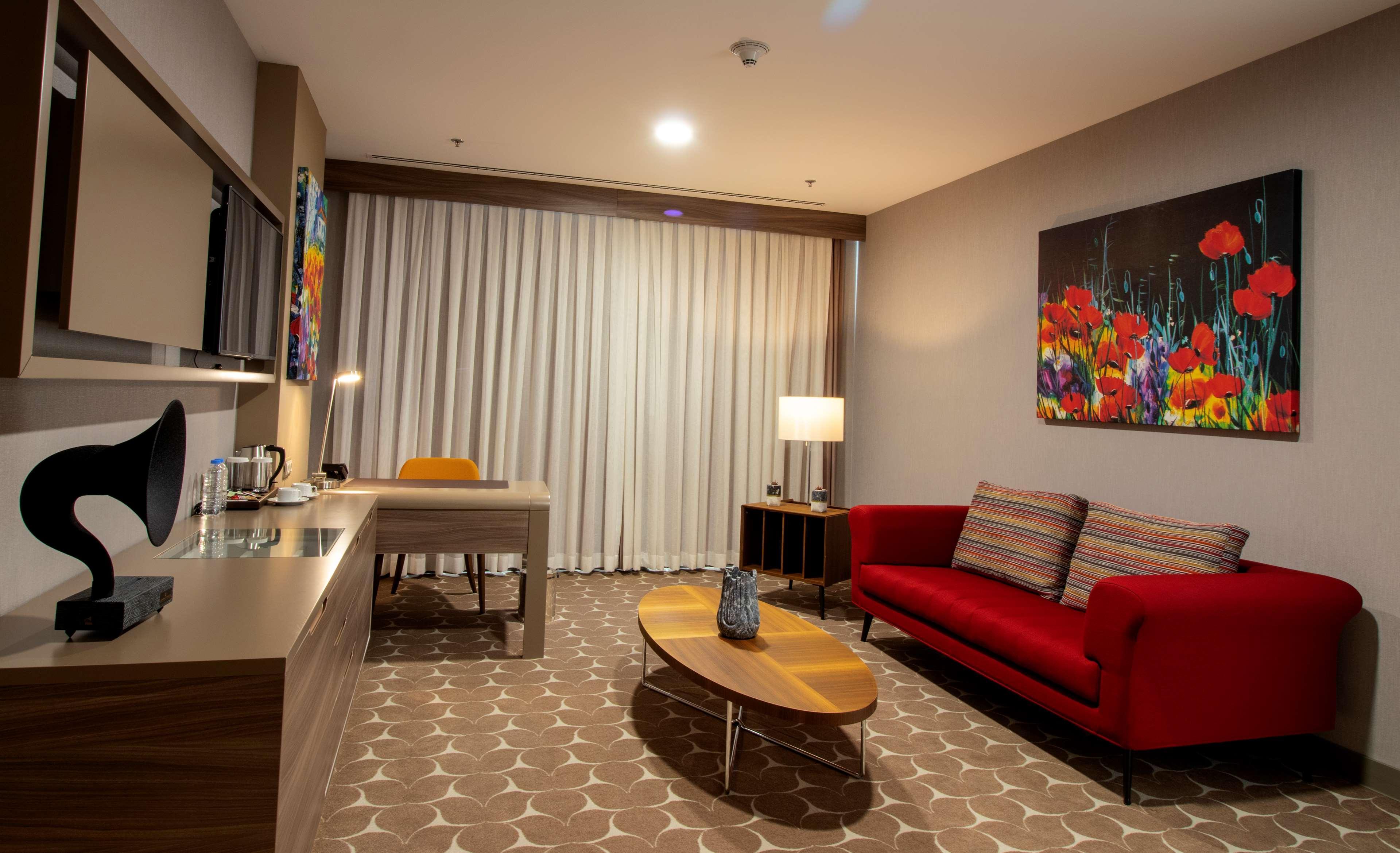Готель Doubletree By Hilton Ankara Incek Екстер'єр фото