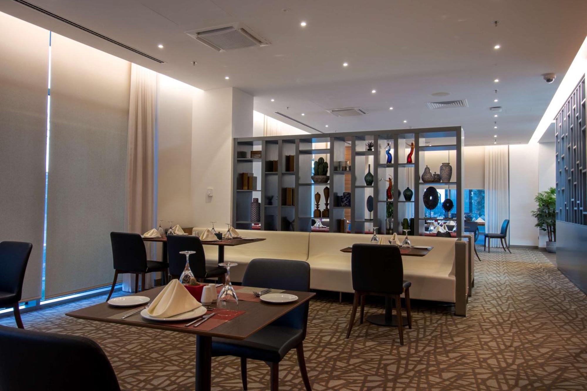 Готель Doubletree By Hilton Ankara Incek Екстер'єр фото